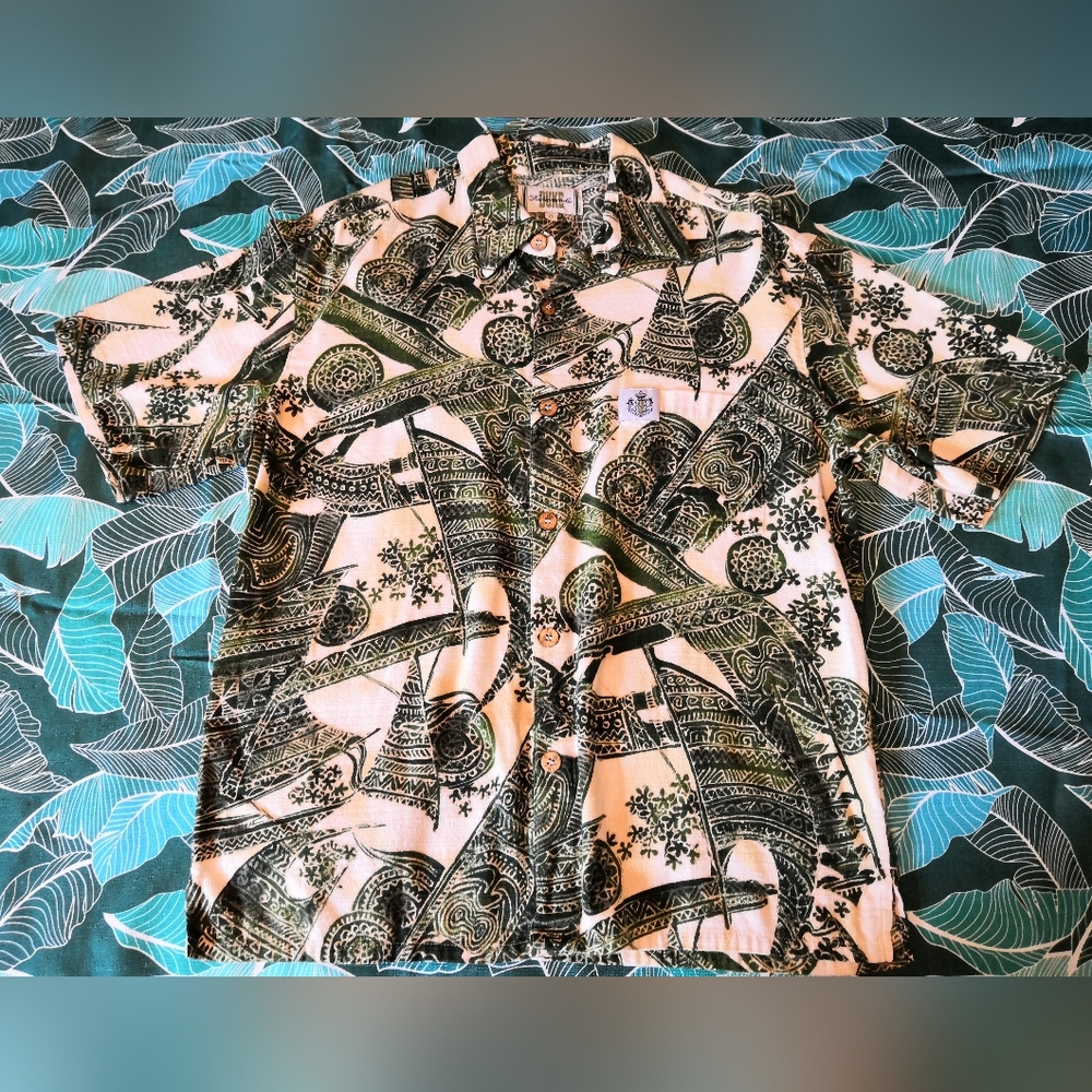 Vintage Duke Kahanamoku Hawaiian Tiki Aloha Green Cream Button Down Shirt